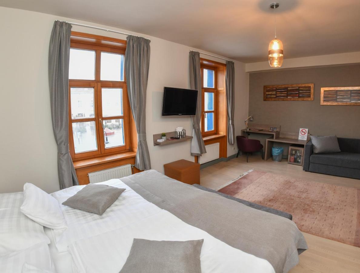 Portre Panzio Hotel Kőszeg Buitenkant foto
